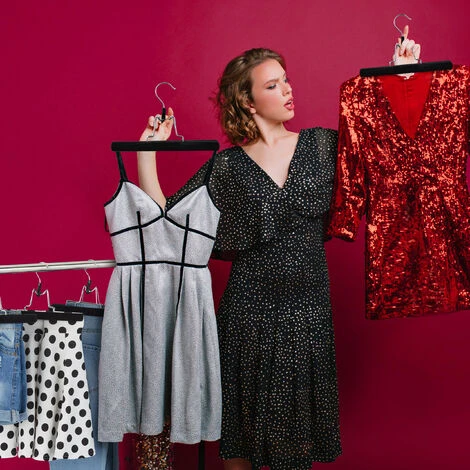 Relaxdays Set Da 5 Grucce Per Pantaloni, Legno, Rivestimento In Velluto Antiscivolo, Stampelle Per Gonne, B: 25 Cm, Nero - immagine 3